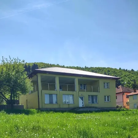 Emir - Bosnian Pyramids - And Entire Privat bolig