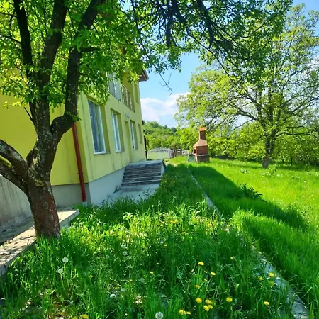 Emir - Bosnian Pyramids - And Entire Privat bolig